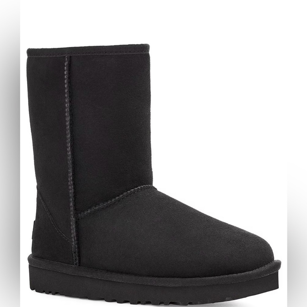 UGG Women's Classic Short II Water Resistant Boot, Black, Sz 9